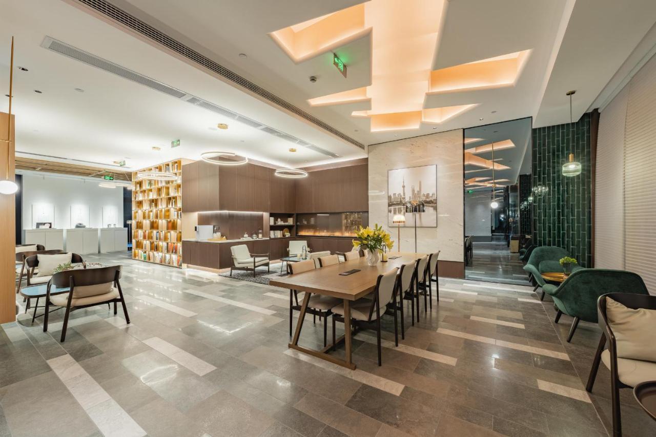 Atour Pujiang Hotel